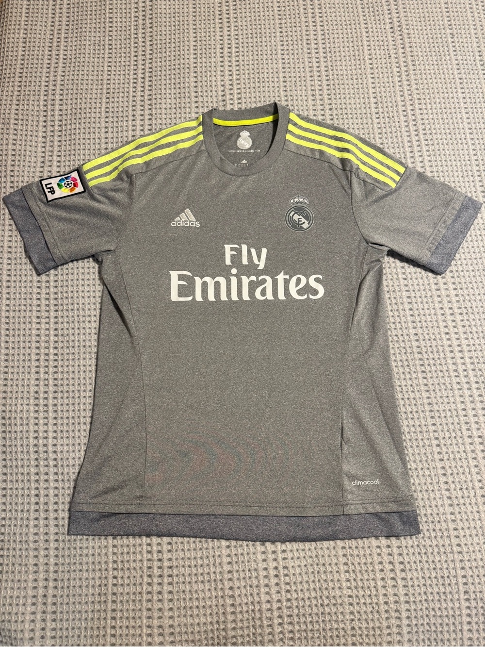 Adidas Real Madrid 2015/16 Away Soccer Jersey ⚽️